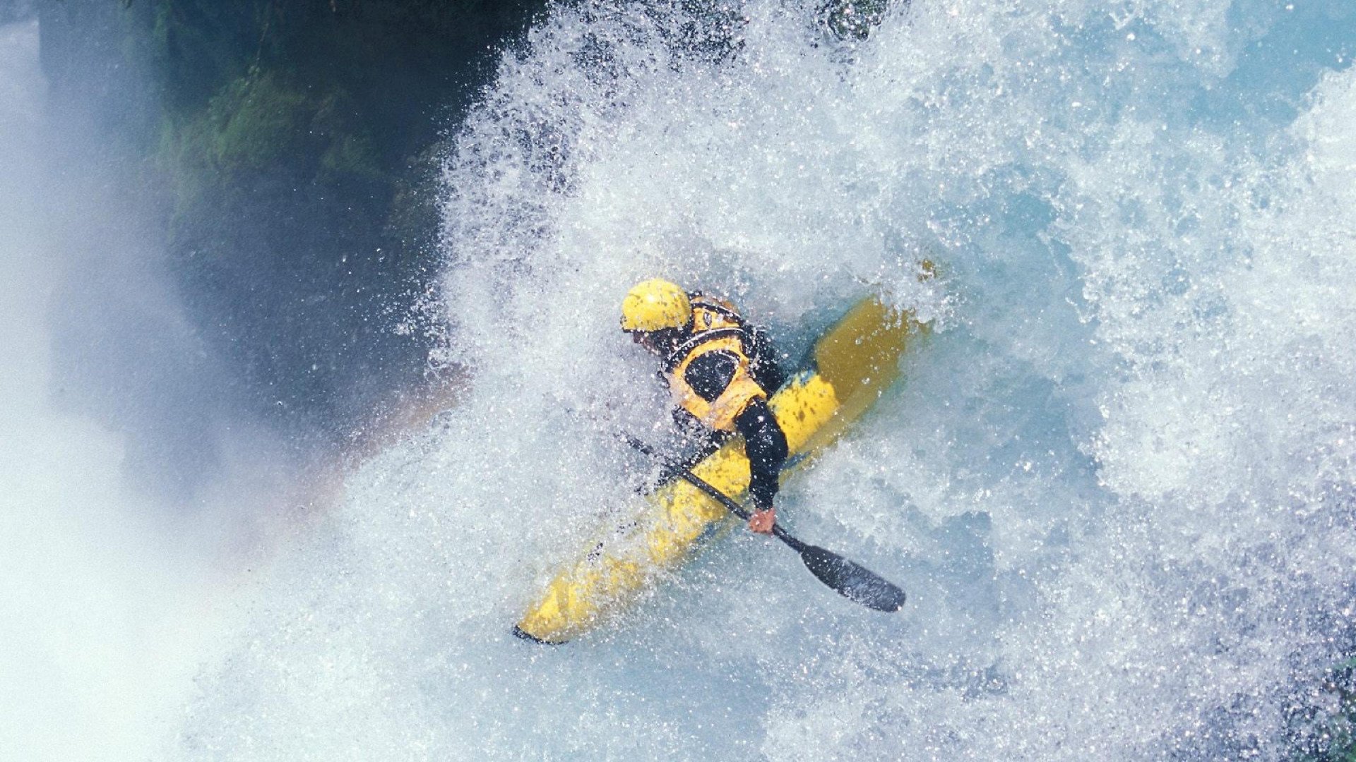 精彩回顾:本轮比赛最激烈的争夺瞬间,比赛竞争激烈